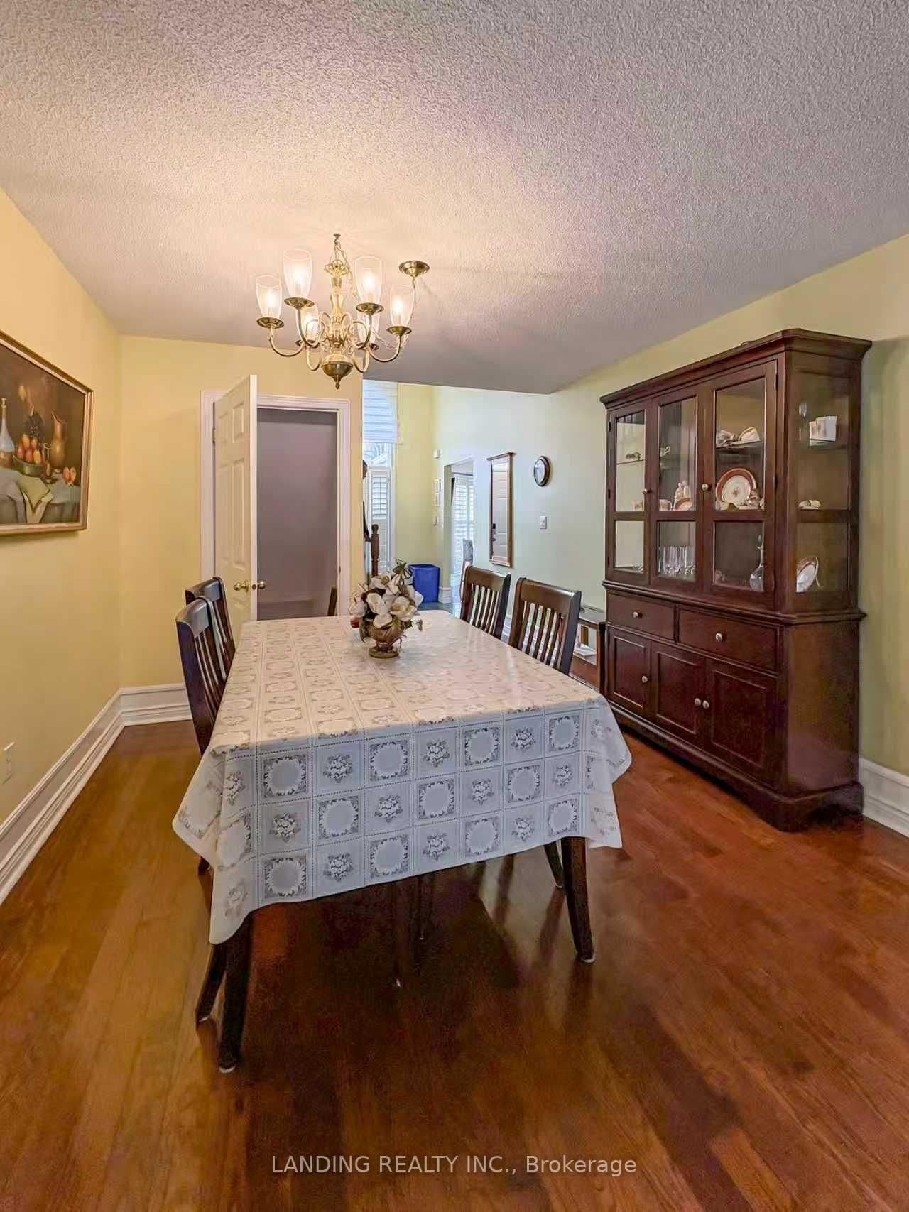 Semi-Detached at 32 RED HAVEN Drive, Grimsby, ON - Photo 20 - RE/MAX Garden City Realty