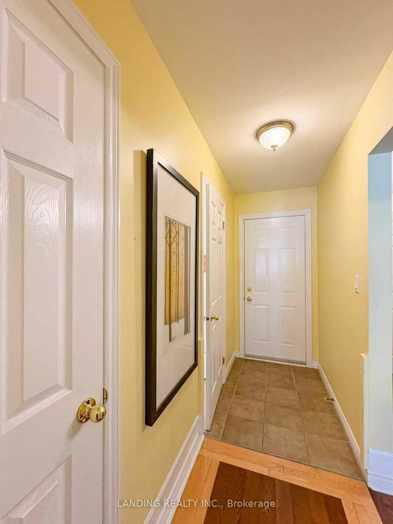 Semi-Detached at 32 Red Haven Drive, Grimsby, ON - Photo 15 - RE/MAX Garden City Realty