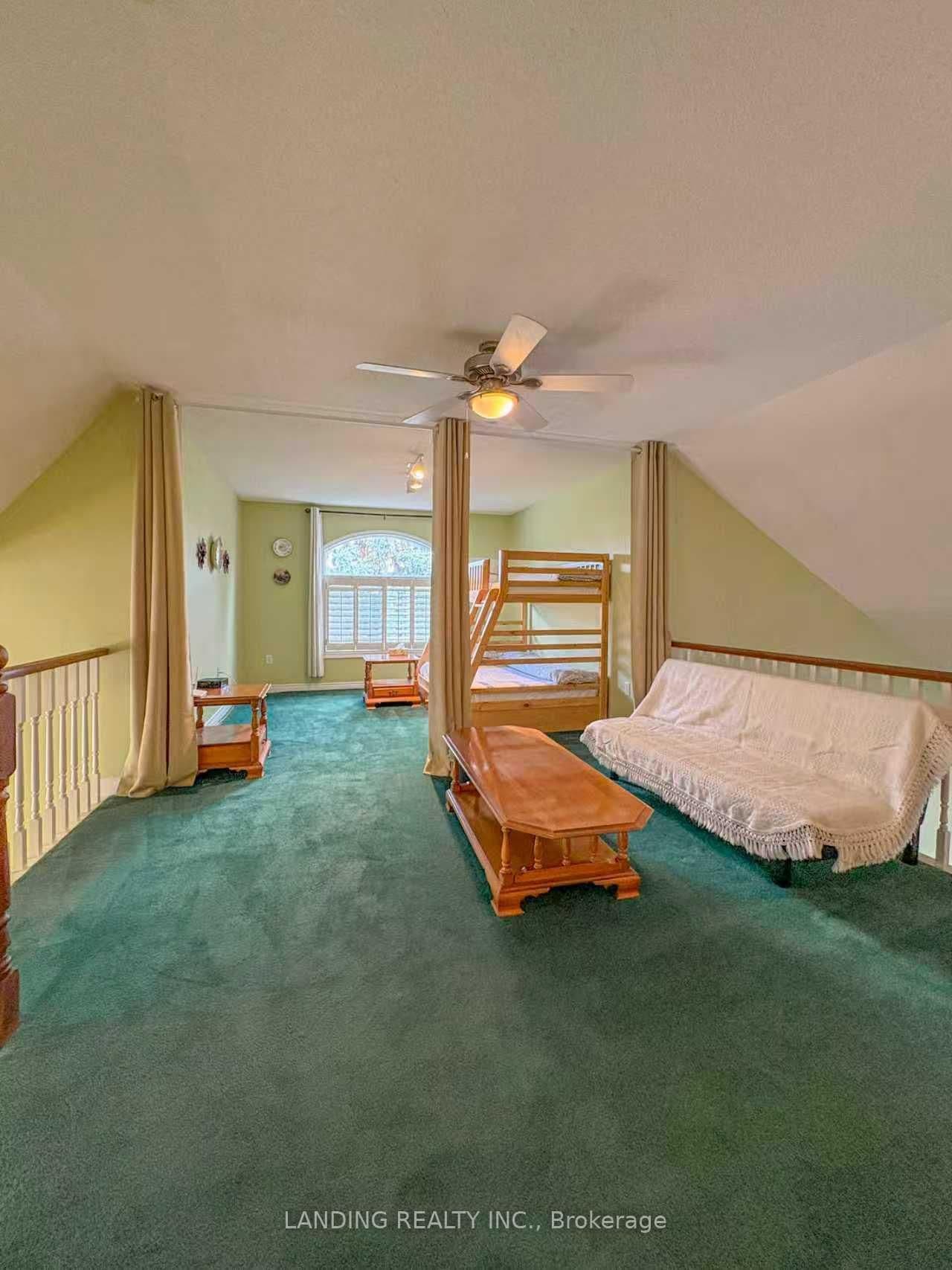 Semi-Detached at 32 Red Haven Drive, Grimsby, ON - Photo 17 - RE/MAX Garden City Realty