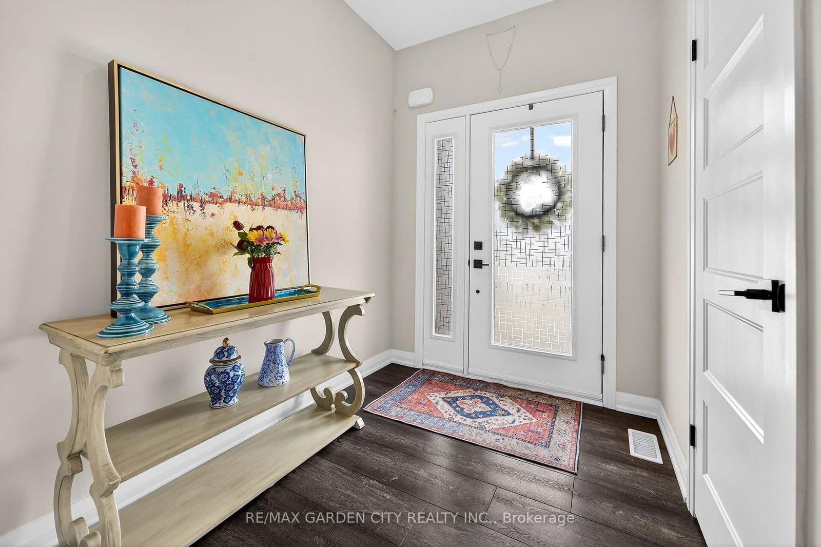 Att/Row/Townhouse at 32 Jayla Lane, West Lincoln, ON - Photo 2 - RE/MAX Garden City Realty