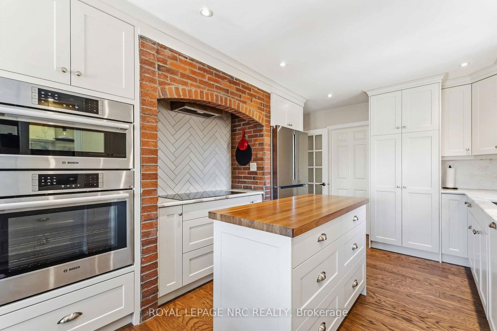 Detached at 3 Petronella Parkway, Pelham, ON - Photo 15 - RE/MAX Garden City Realty