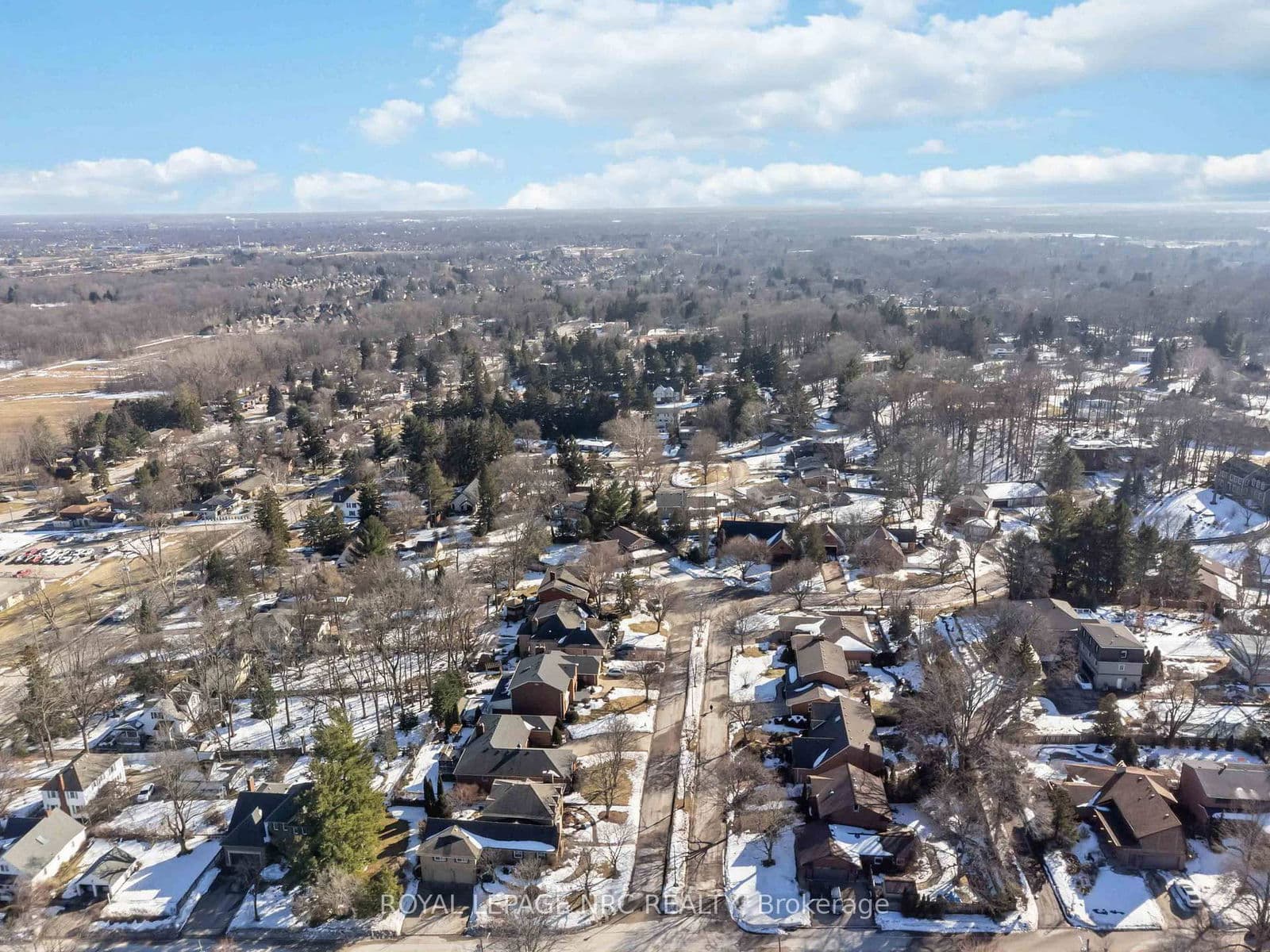 Detached at 3 Petronella Parkway, Pelham, ON - Photo 46 - RE/MAX Garden City Realty