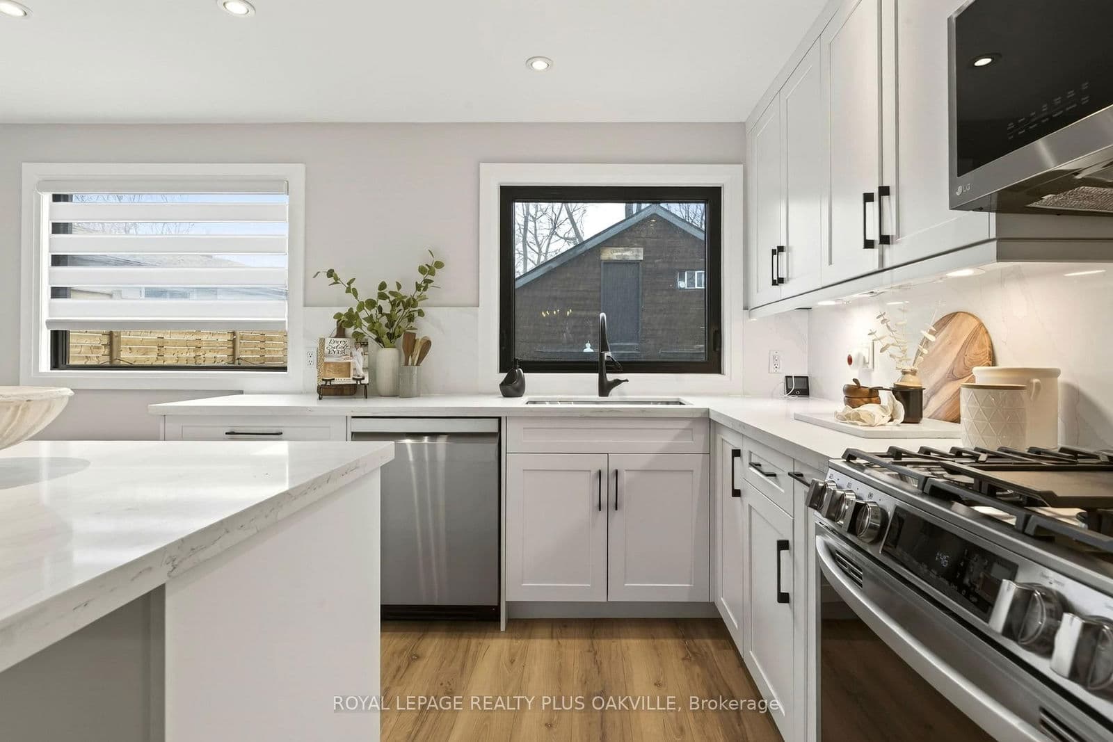 Detached at 381 Elizabeth Street, Grimsby, ON - Photo 11 - RE/MAX Garden City Realty