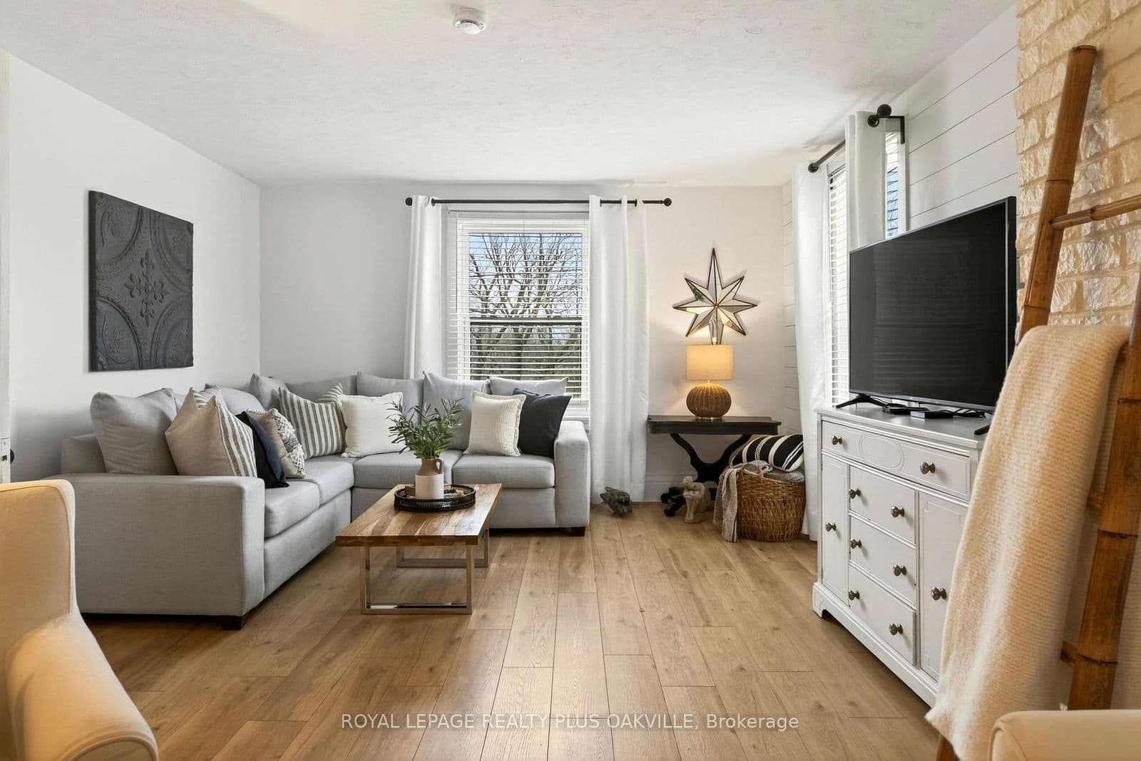 Detached at 381 Elizabeth Street, Grimsby, ON - Photo 17 - RE/MAX Garden City Realty