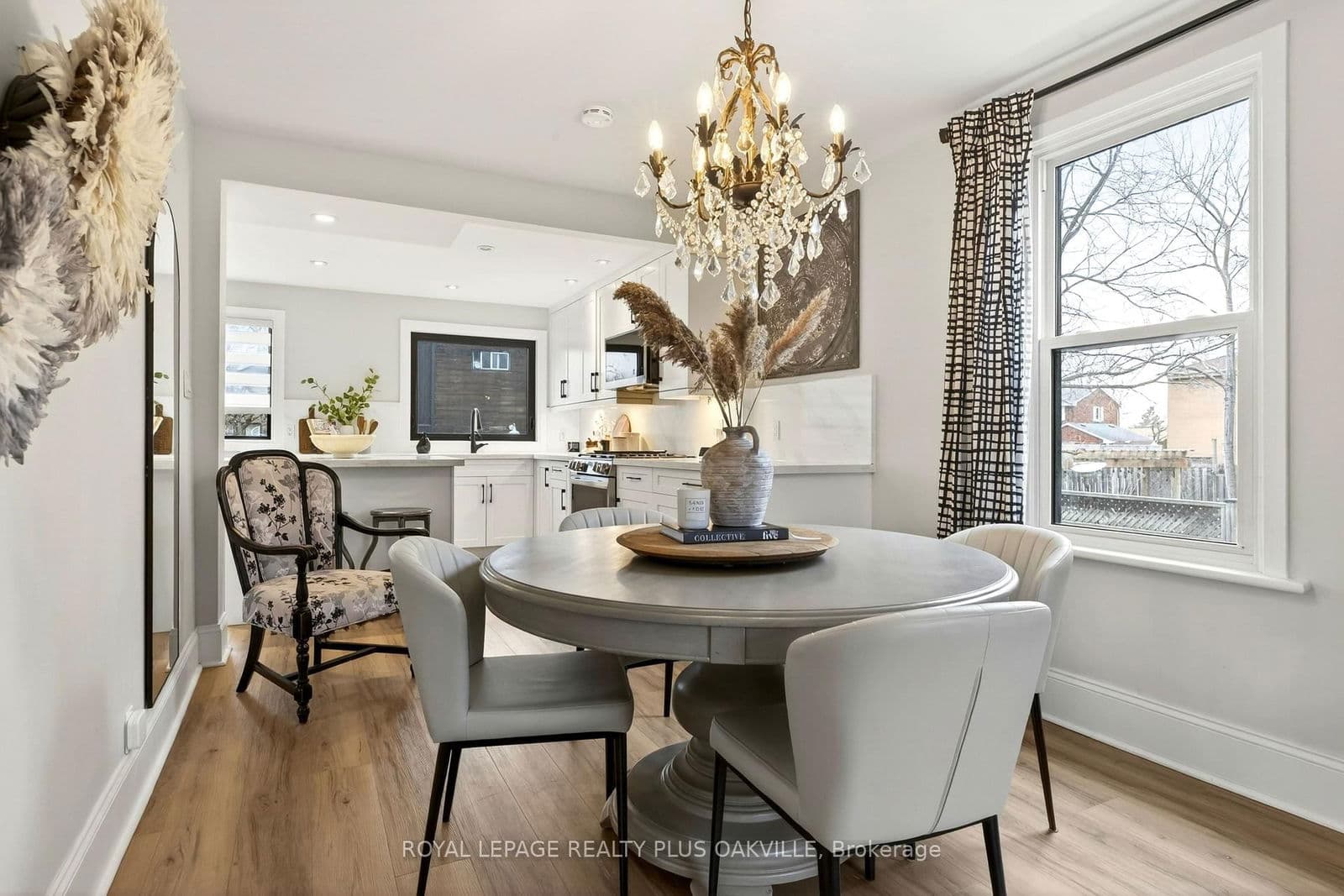 Detached at 381 Elizabeth Street, Grimsby, ON - Photo 4 - RE/MAX Garden City Realty