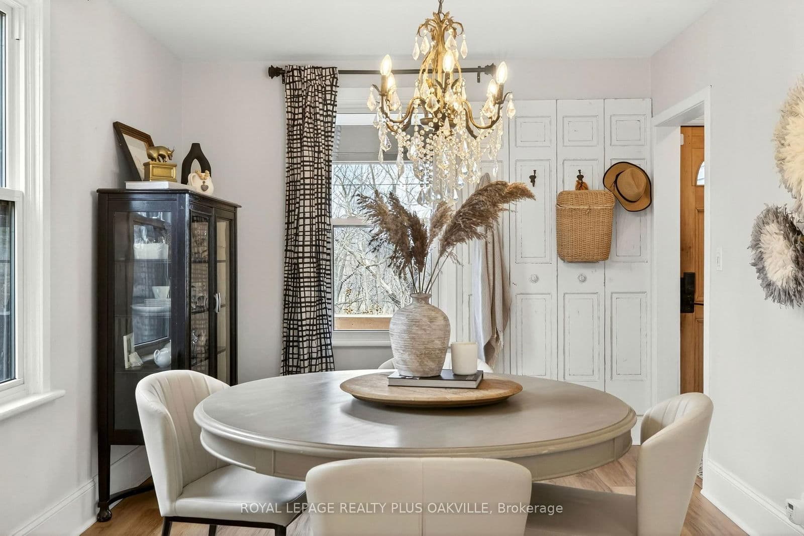 Detached at 381 Elizabeth Street, Grimsby, ON - Photo 7 - RE/MAX Garden City Realty