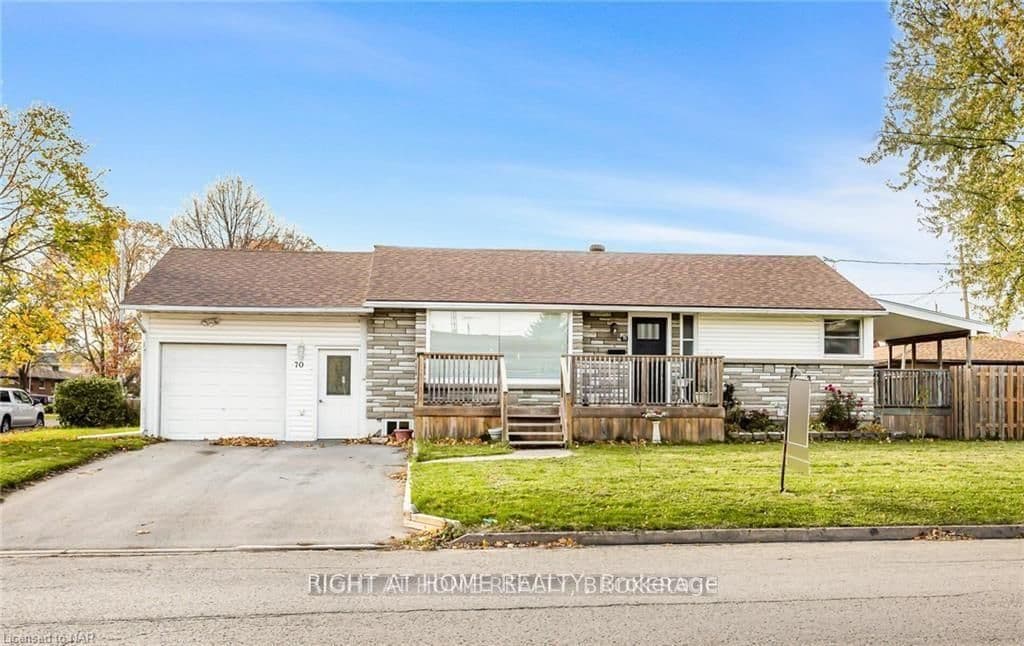 Detached at Lower- 70 Barron Street, Welland, ON - Photo 1 - RE/MAX Garden City Realty
