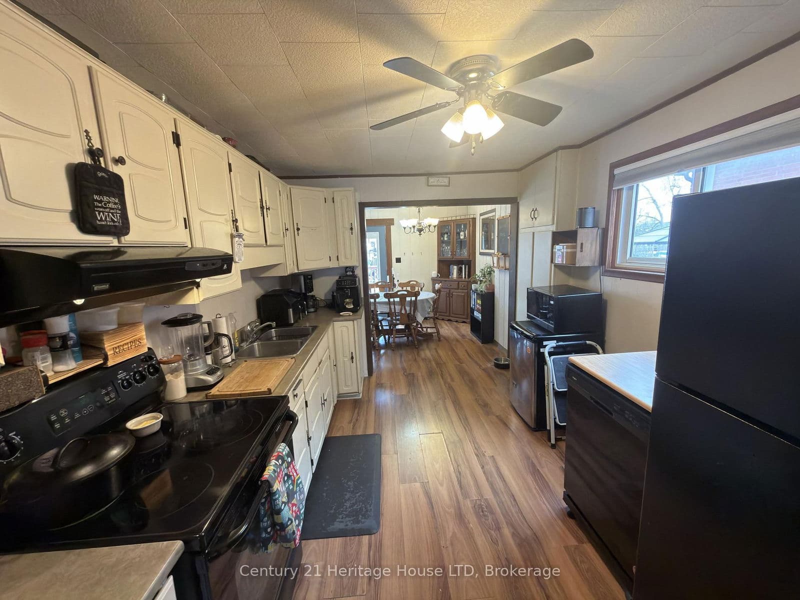 Detached at 62 Kingsmill Street, Fort Erie, ON - Photo 6 - RE/MAX Garden City Realty