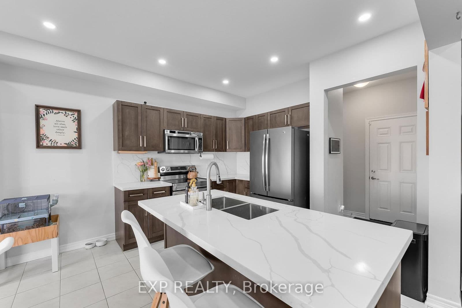 Detached at 9 Marissa Street, Pelham, ON - Photo 11 - RE/MAX Garden City Realty