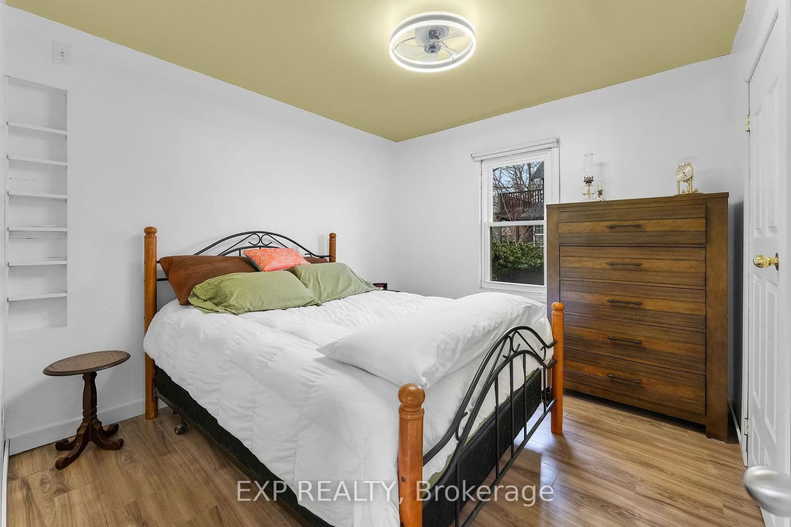 Detached at 240 LINCOLN Road, Fort Erie, ON - Photo 12 - RE/MAX Garden City Realty