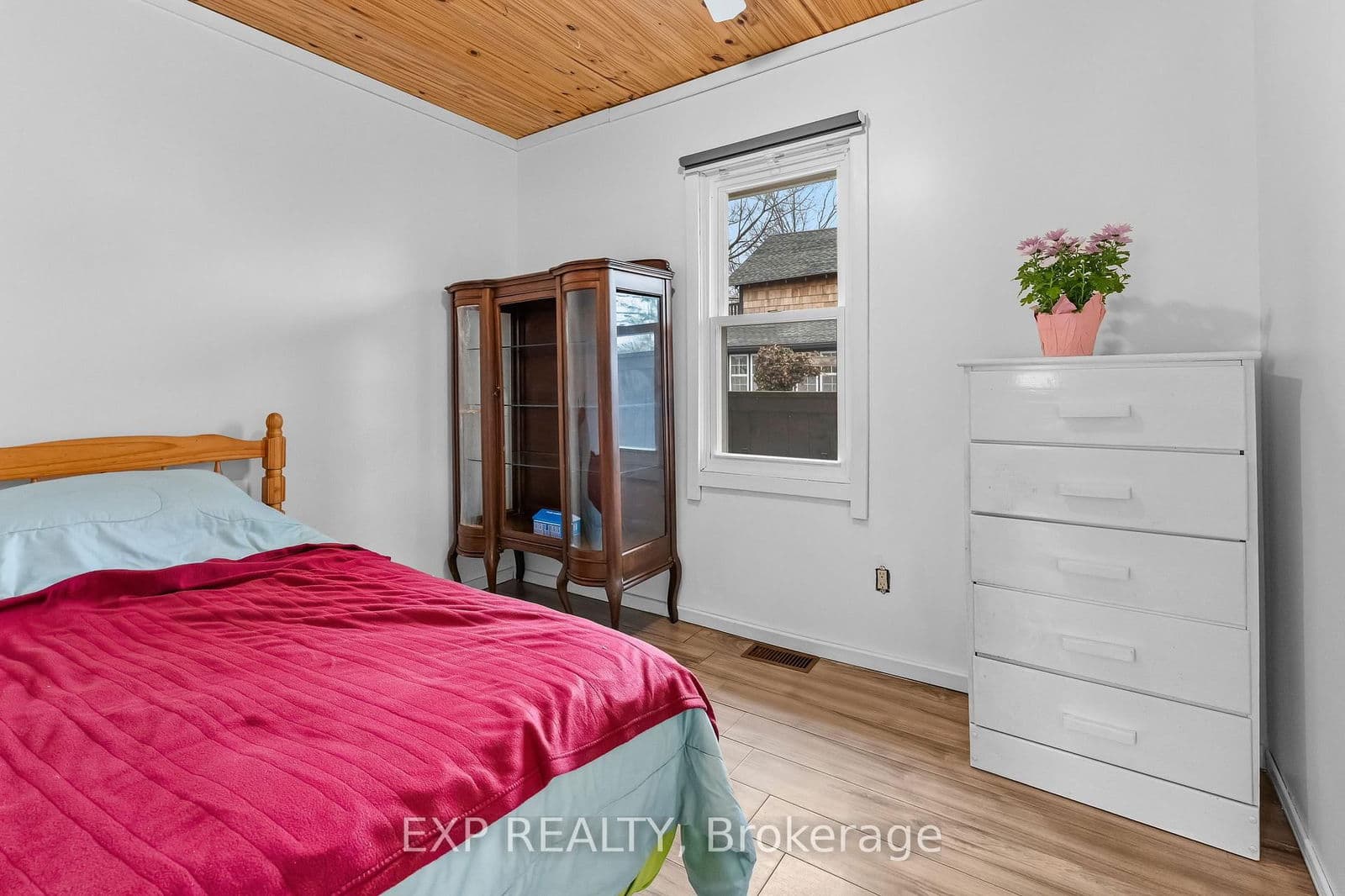 Detached at 240 LINCOLN Road, Fort Erie, ON - Photo 20 - RE/MAX Garden City Realty