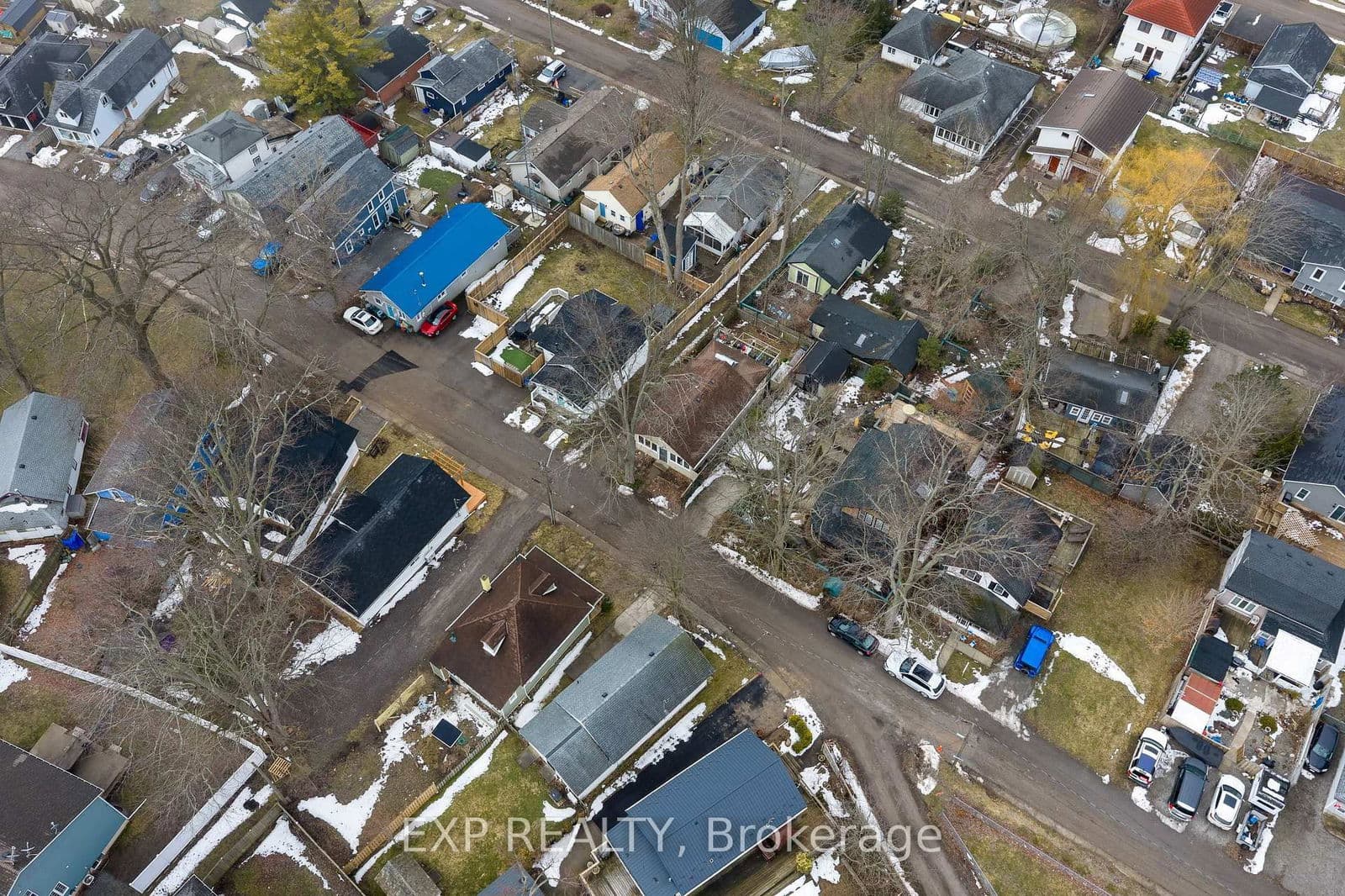 Detached at 240 LINCOLN Road, Fort Erie, ON - Photo 6 - RE/MAX Garden City Realty