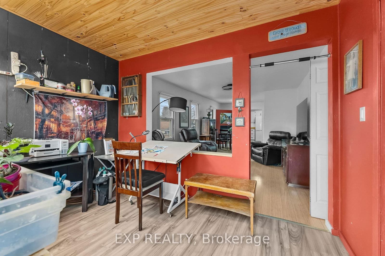 Detached at 240 LINCOLN Road, Fort Erie, ON - Photo 7 - RE/MAX Garden City Realty