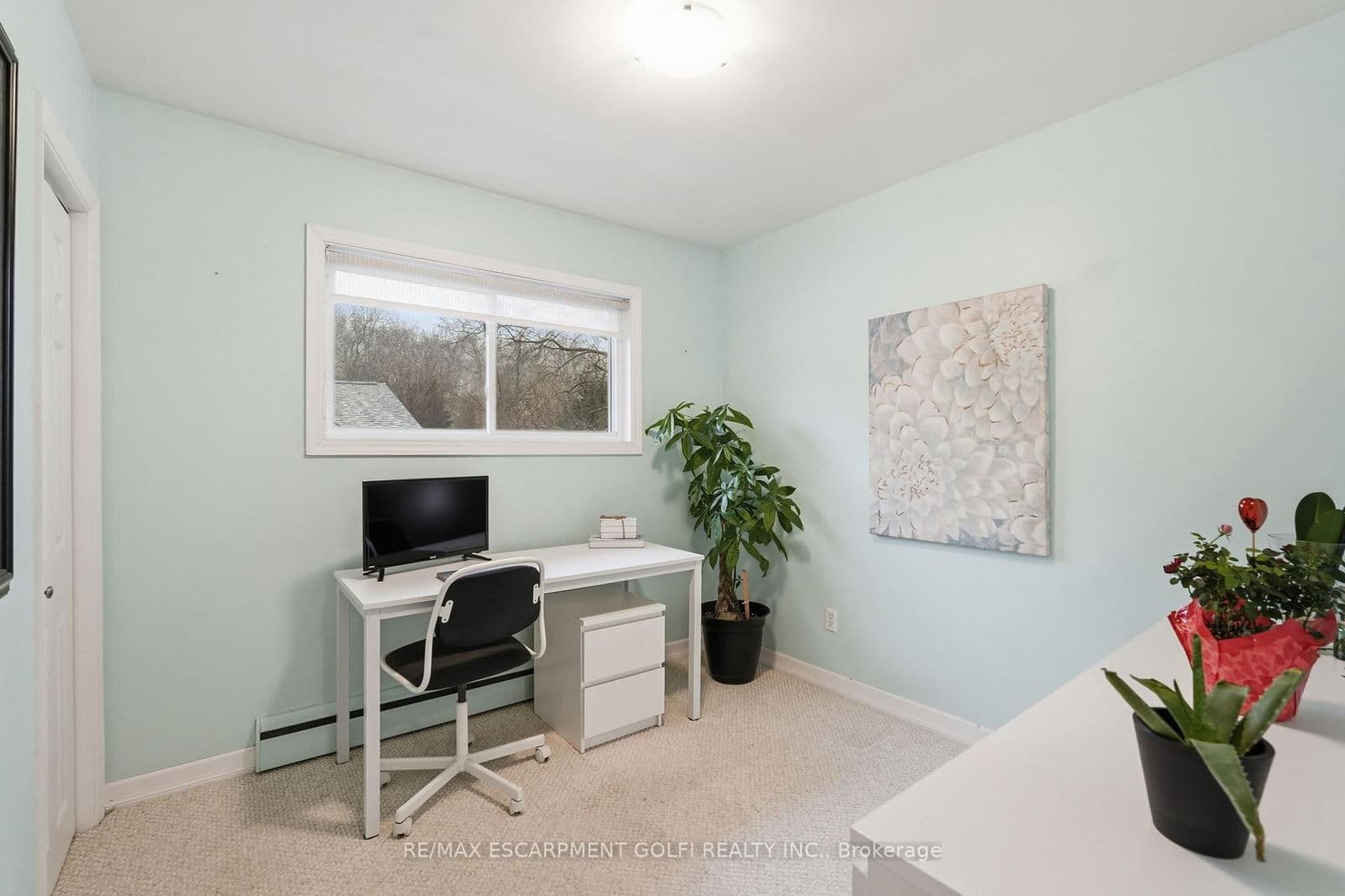 Detached at 6 Brierwood Avenue, Grimsby, ON - Photo 17 - RE/MAX Garden City Realty