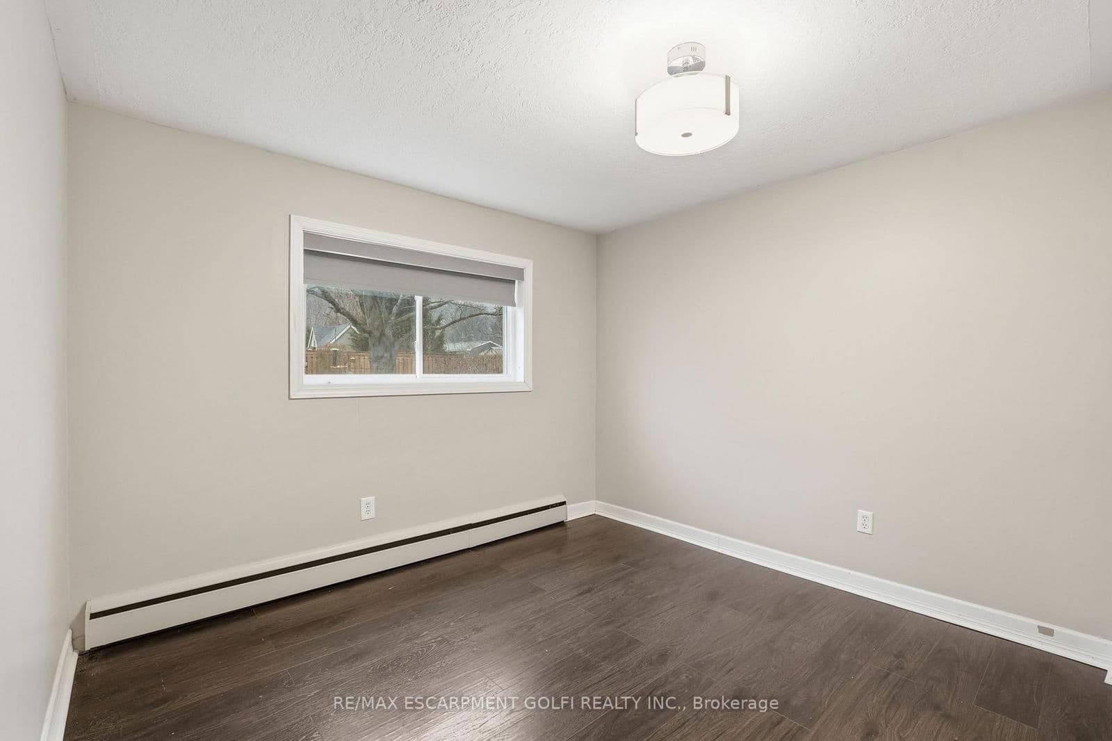 Detached at 6 Brierwood Avenue, Grimsby, ON - Photo 23 - RE/MAX Garden City Realty