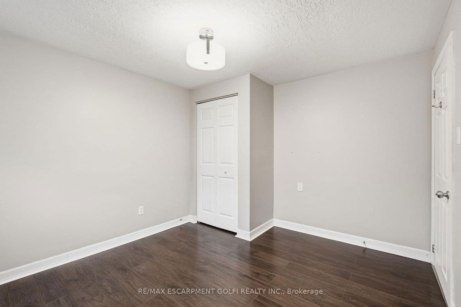 Detached at 6 Brierwood Avenue, Grimsby, ON - Photo 24 - RE/MAX Garden City Realty