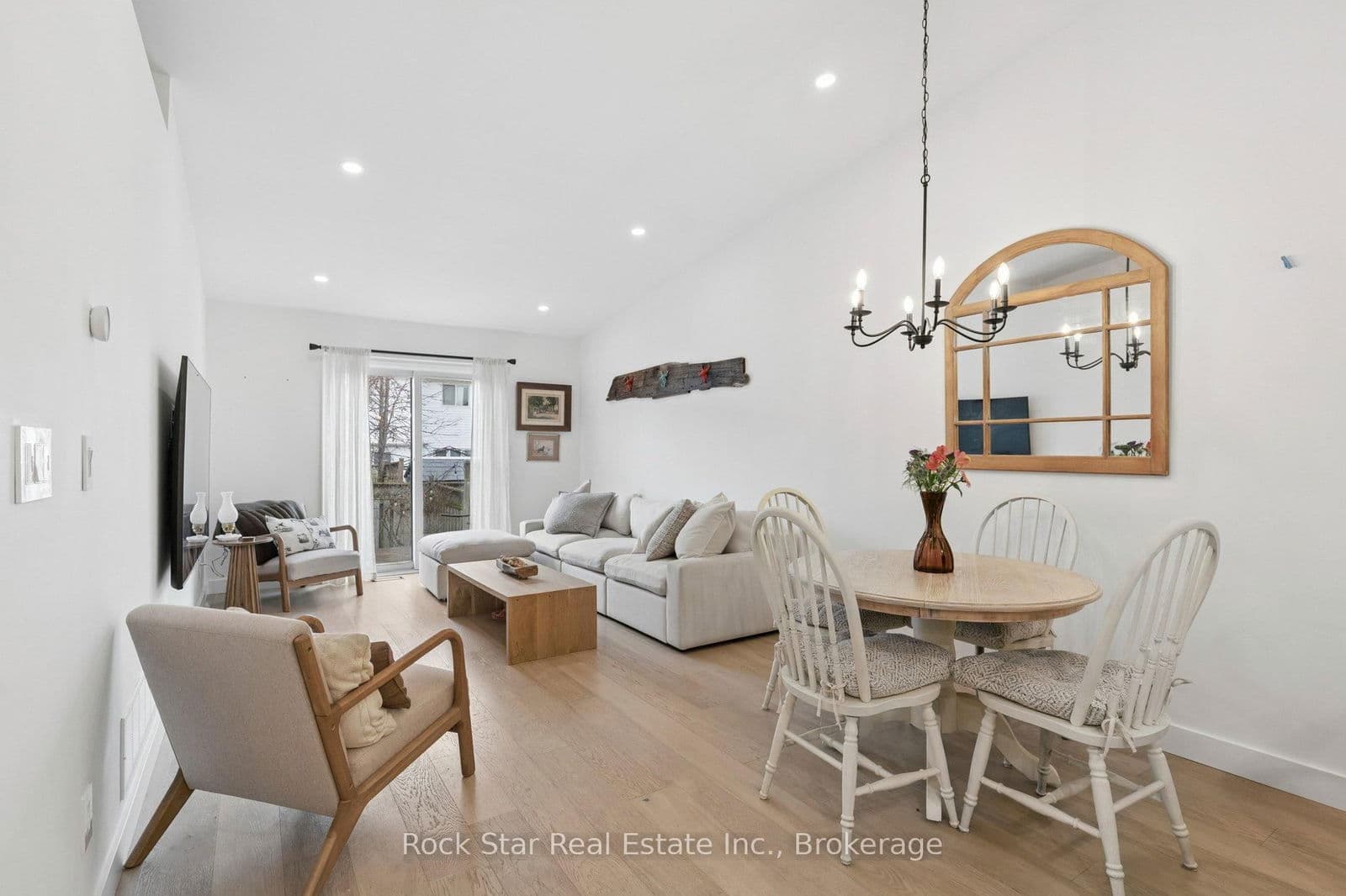 Att/Row/Townhouse at 4467 Michael Avenue, Lincoln, ON - Photo 7 - RE/MAX Garden City Realty