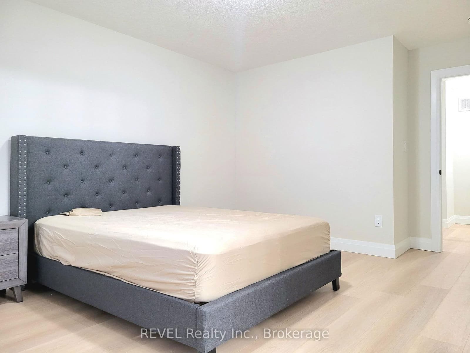 Att/Row/Townhouse at 38 Keystone Trail, Welland, ON - Photo 15 - RE/MAX Garden City Realty