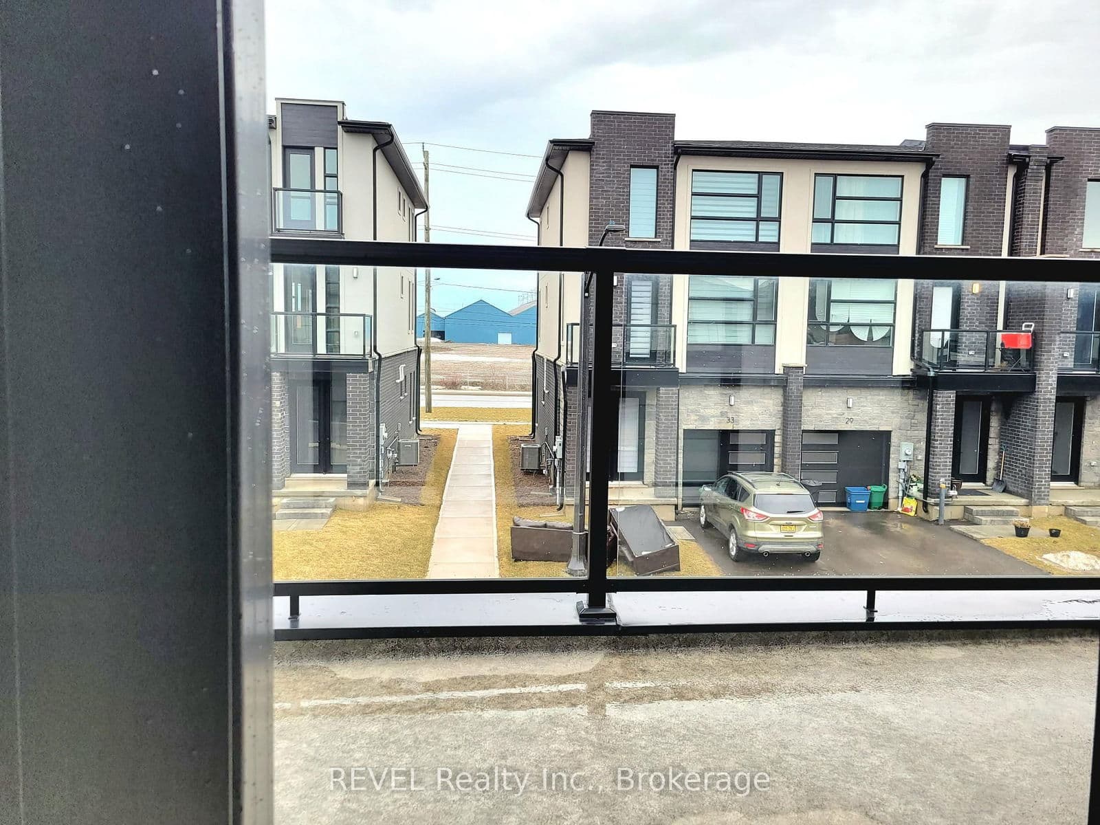 Att/Row/Townhouse at 38 Keystone Trail, Welland, ON - Photo 18 - RE/MAX Garden City Realty