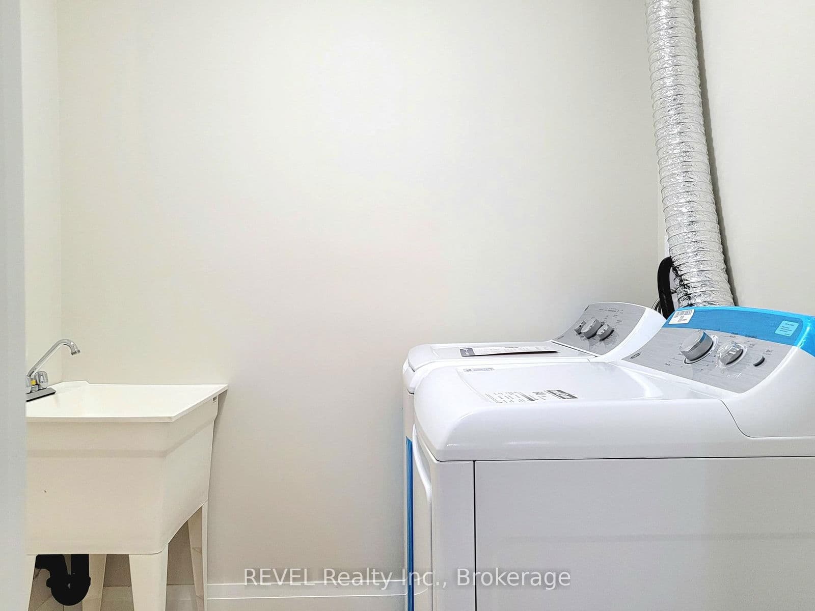 Att/Row/Townhouse at 38 Keystone Trail, Welland, ON - Photo 20 - RE/MAX Garden City Realty