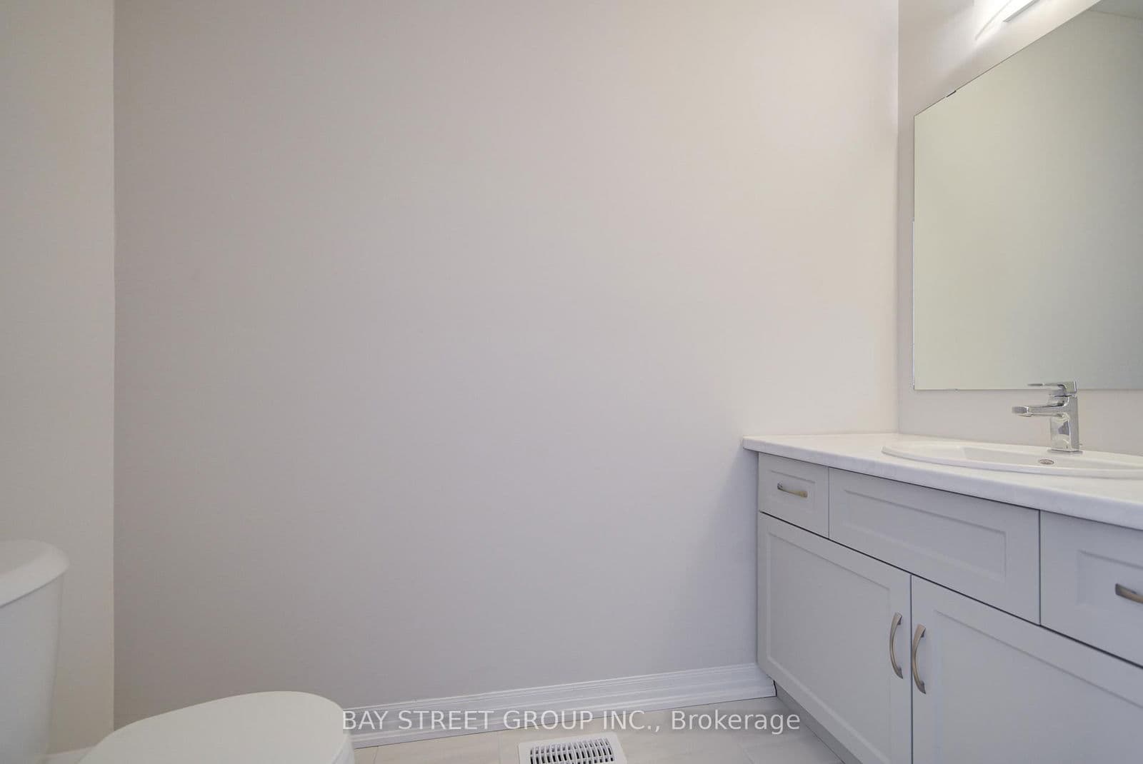 Detached at 39 Meadowlark Drive, Port Colborne, ON - Photo 12 - RE/MAX Garden City Realty