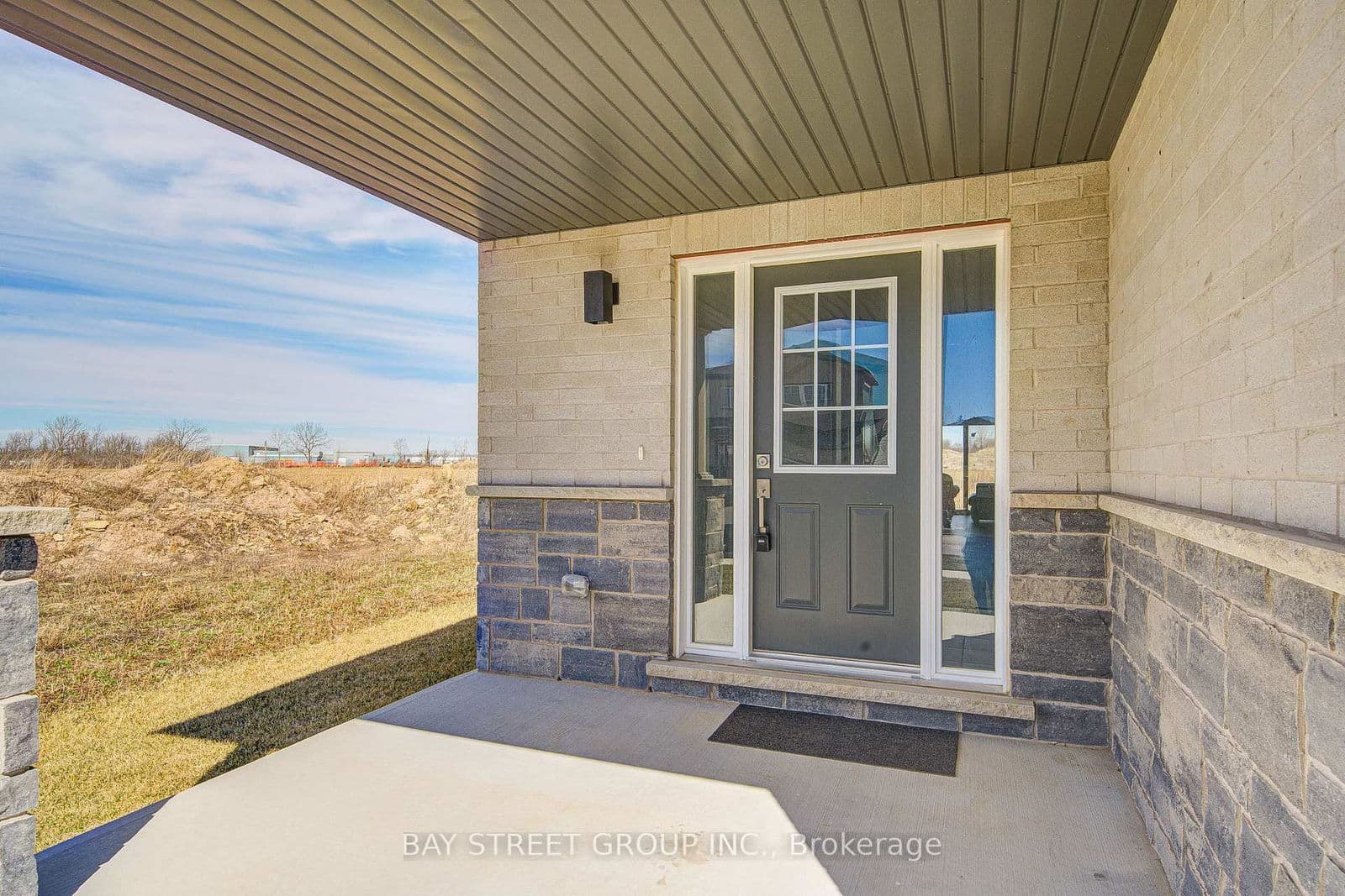 Detached at 39 Meadowlark Drive, Port Colborne, ON - Photo 2 - RE/MAX Garden City Realty