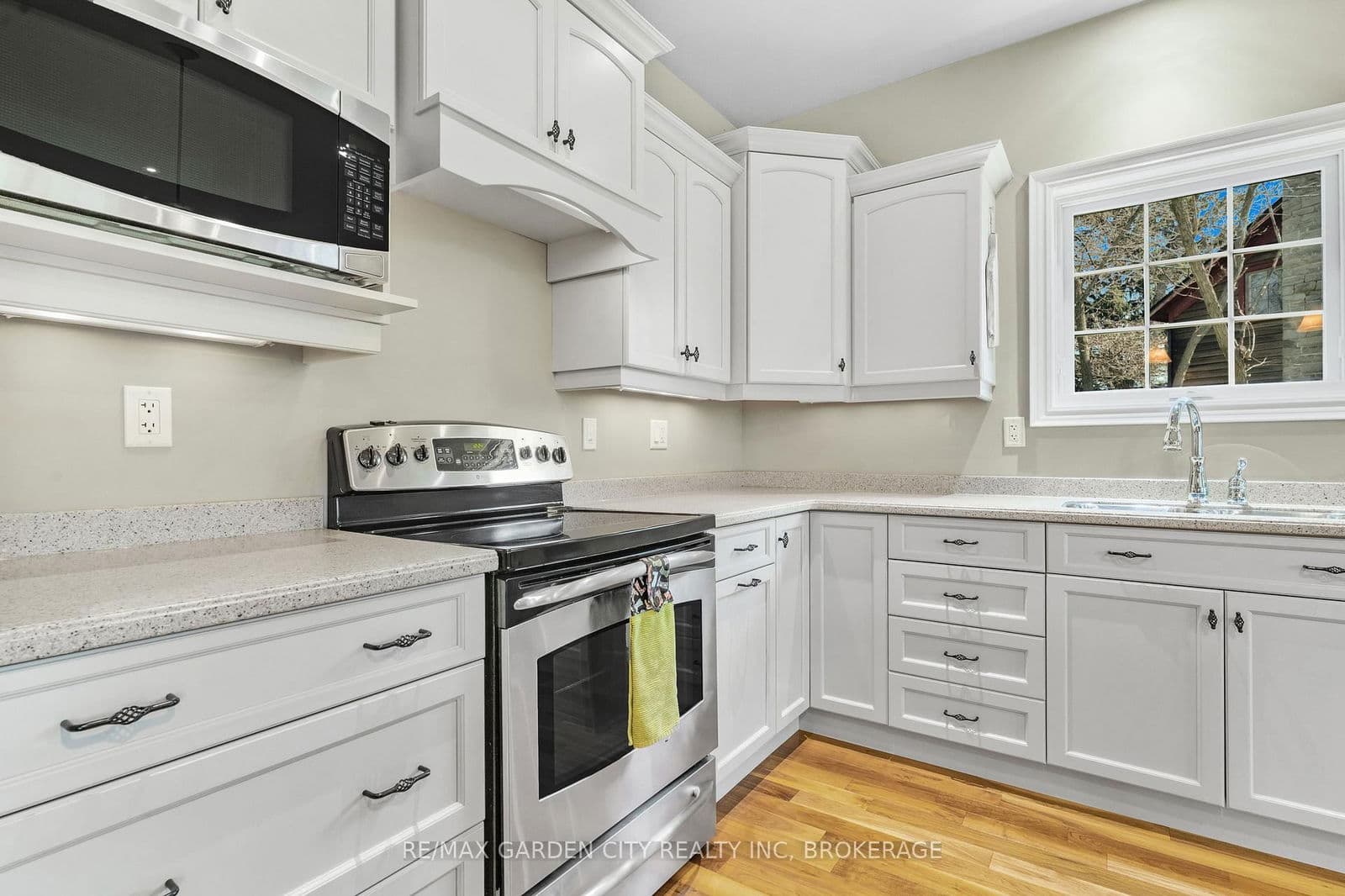 Detached at 3089 Niagara River Parkway, Fort Erie, ON - Photo 17 - RE/MAX Garden City Realty