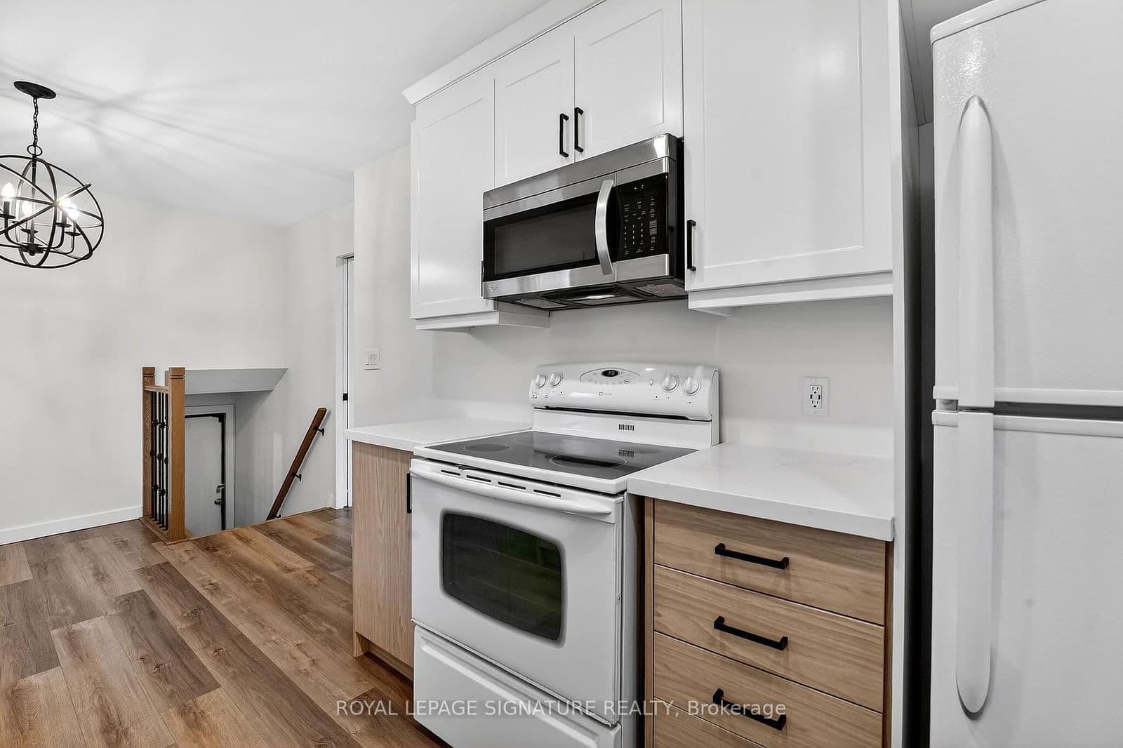 Detached at 55 BURNESS Drive, St. Catharines, ON - Photo 9 - RE/MAX Garden City Realty