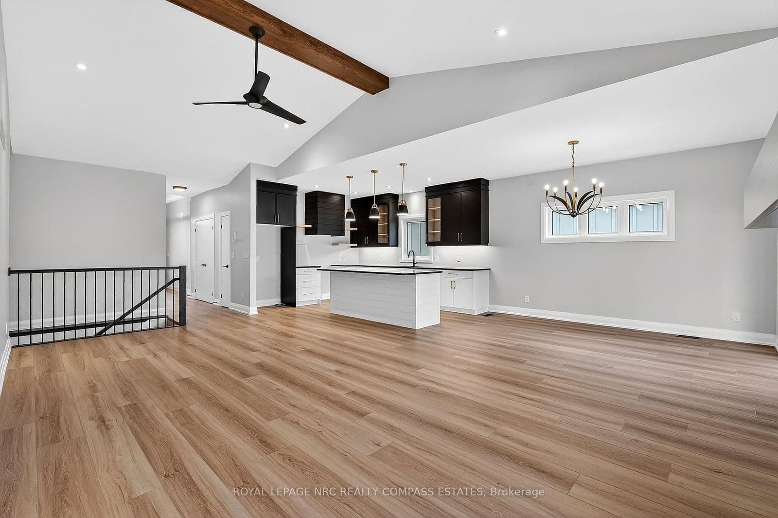 Detached at 47 Oakley Drive, Niagara-on-the-Lake, ON - Photo 10 - RE/MAX Garden City Realty