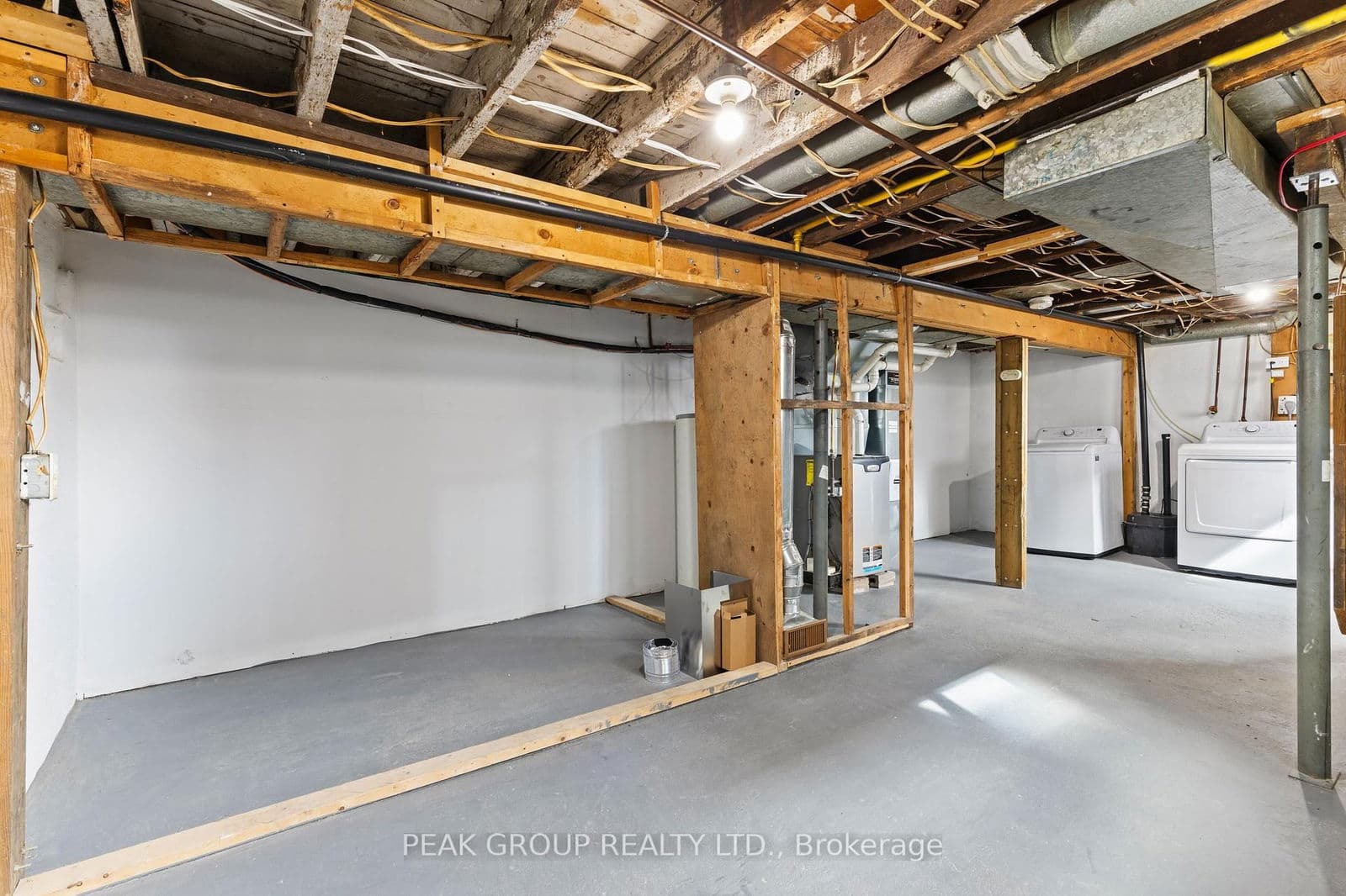 Semi-Detached at 214 Mitchell Street, Port Colborne, ON - Photo 24 - RE/MAX Garden City Realty