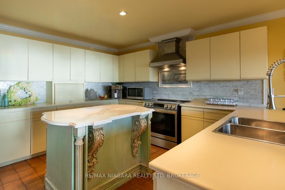 Detached at 735 Lakeshore Road, Port Colborne, ON - Photo 22 - RE/MAX Garden City Realty