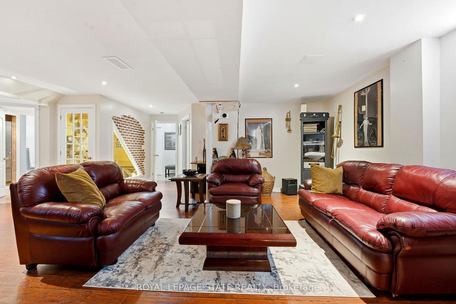 Detached at 64 Griffith Drive, Grimsby, ON - Photo 10 - RE/MAX Garden City Realty