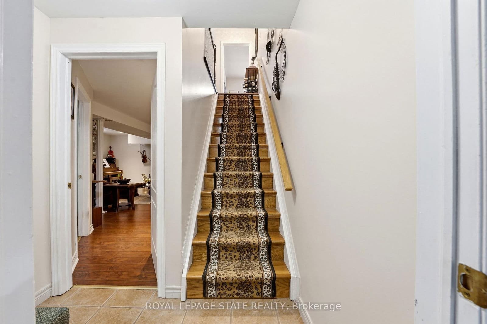 Detached at 64 Griffith Drive, Grimsby, ON - Photo 23 - RE/MAX Garden City Realty