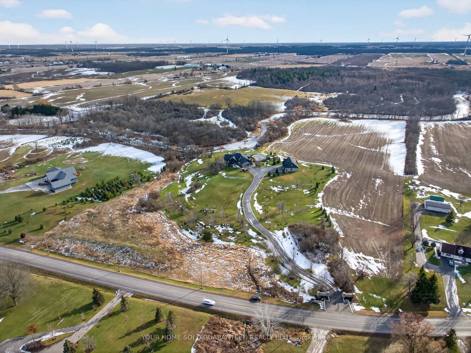 Detached at 5368 Twenty Mile Road, West Lincoln, ON - Photo 6 - RE/MAX Garden City Realty