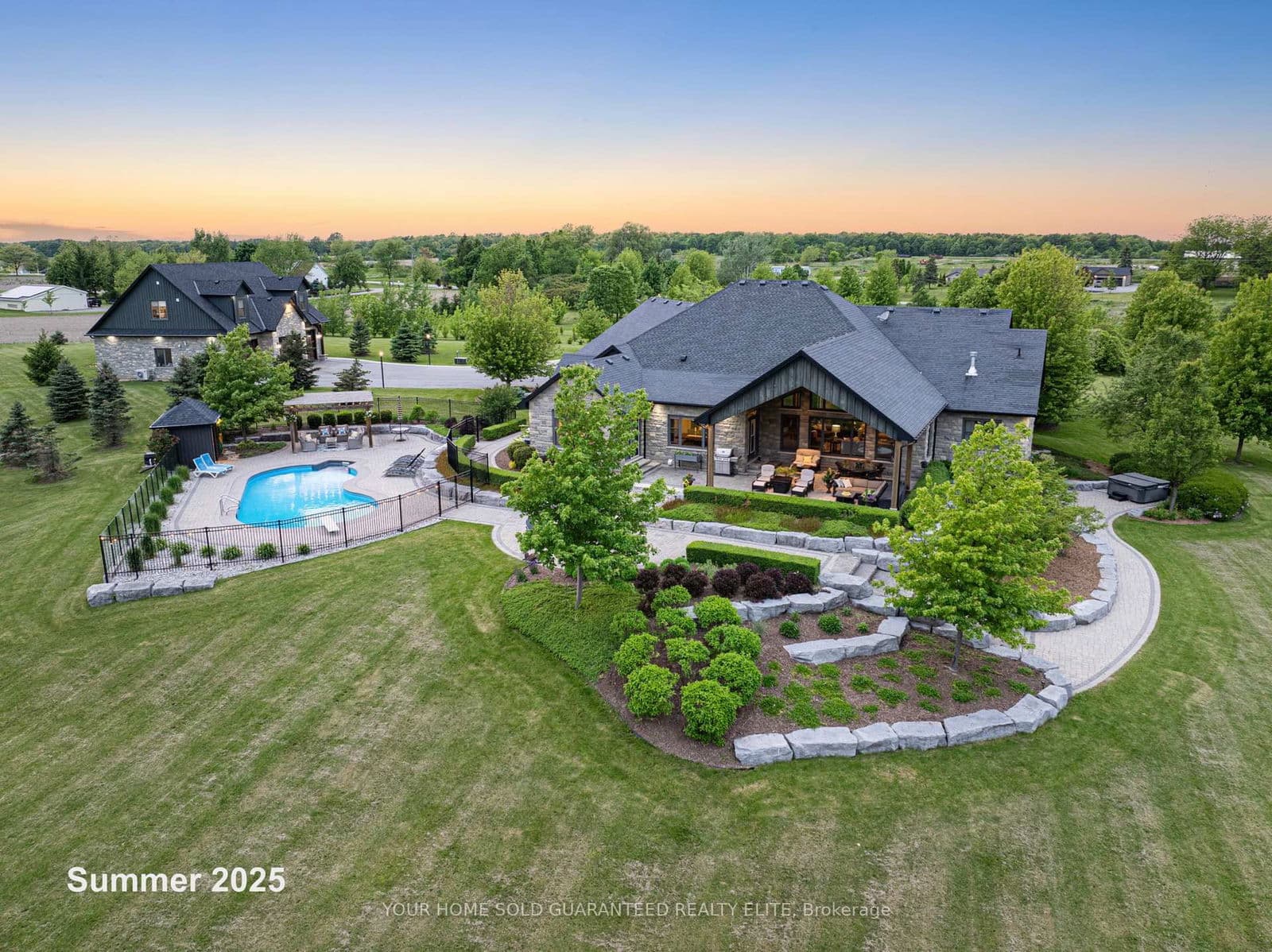 Detached at 5368 Twenty Mile Road, West Lincoln, ON - Photo 8 - RE/MAX Garden City Realty