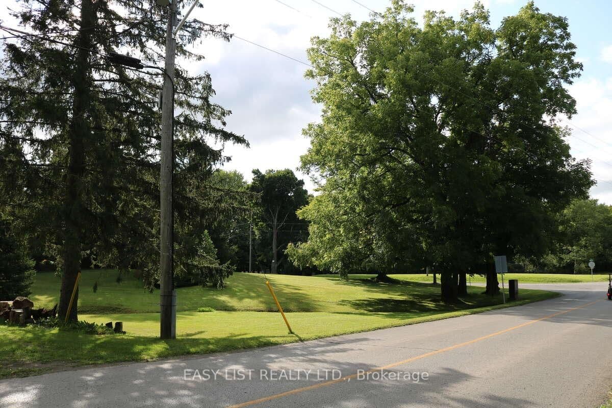 Rural Residential at 1109 Effingham Street, Pelham, ON - Photo 6 - RE/MAX Garden City Realty