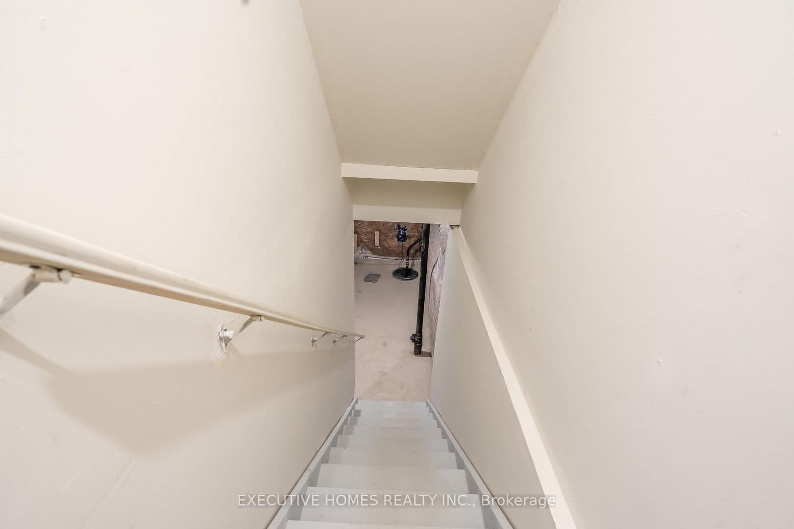 Detached at 16 Ever Sweet Way, Thorold, ON - Photo 27 - RE/MAX Garden City Realty