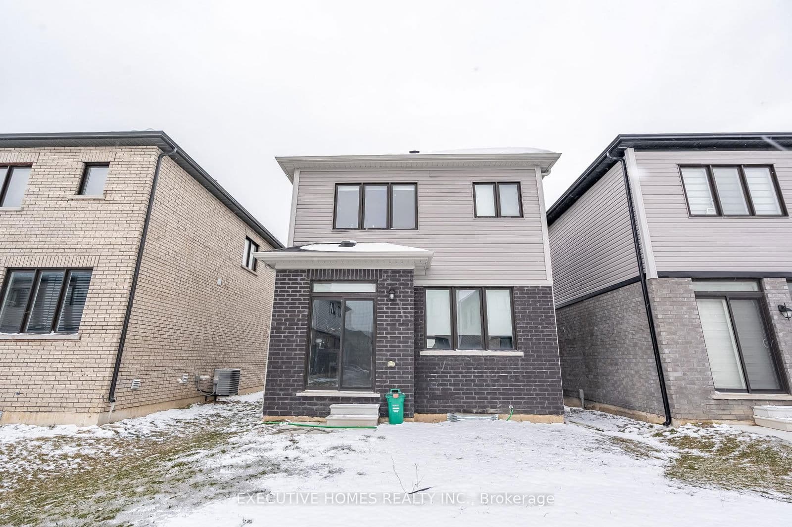 Detached at 16 Ever Sweet Way, Thorold, ON - Photo 30 - RE/MAX Garden City Realty