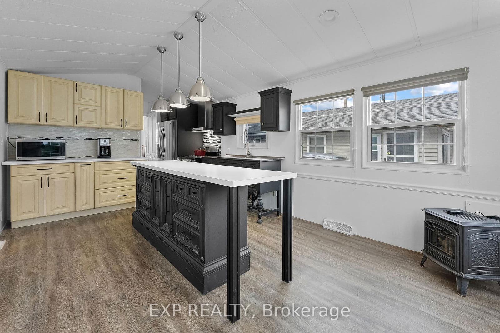 Modular Home at 428- 23 FOUR MILE CREEK Road, Niagara-on-the-Lake, ON - Photo 15 - RE/MAX Garden City Realty