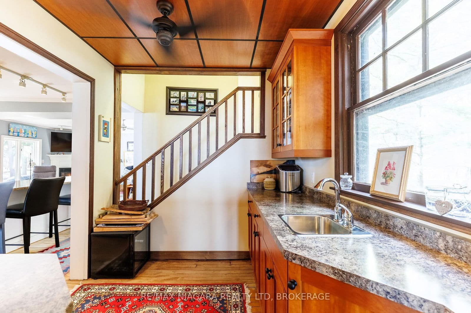 Detached at 725 Point Abino Road, Fort Erie, ON - Photo 11 - RE/MAX Garden City Realty