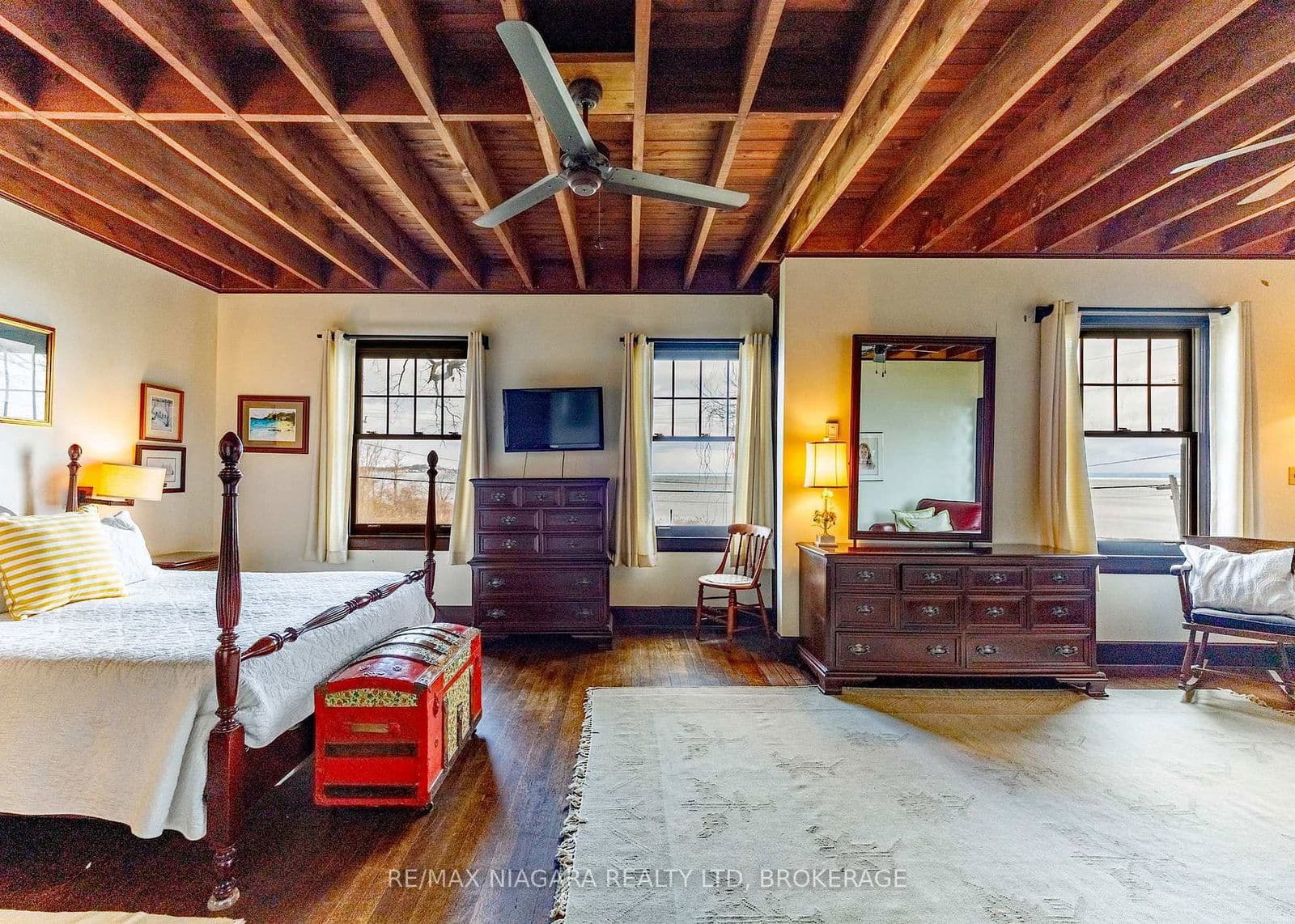 Detached at 725 Point Abino Road, Fort Erie, ON - Photo 23 - RE/MAX Garden City Realty