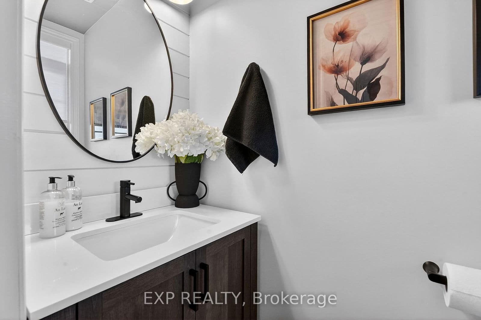 Att/Row/Townhouse at 4037 Crown Street, Lincoln, ON - Photo 15 - RE/MAX Garden City Realty