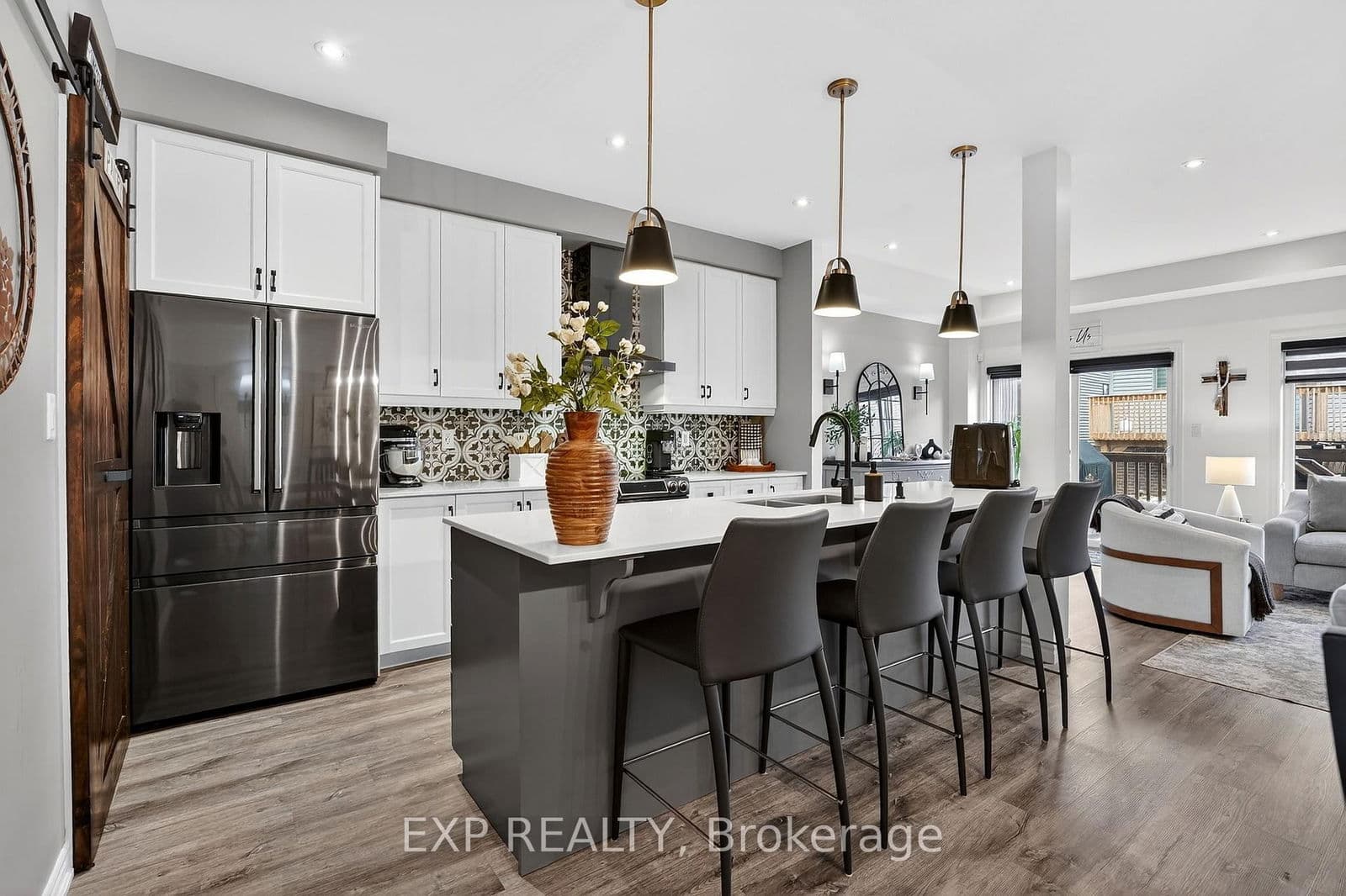 Att/Row/Townhouse at 4037 Crown Street, Lincoln, ON - Photo 2 - RE/MAX Garden City Realty