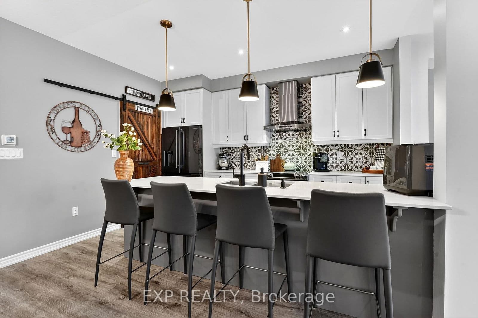 Att/Row/Townhouse at 4037 Crown Street, Lincoln, ON - Photo 6 - RE/MAX Garden City Realty