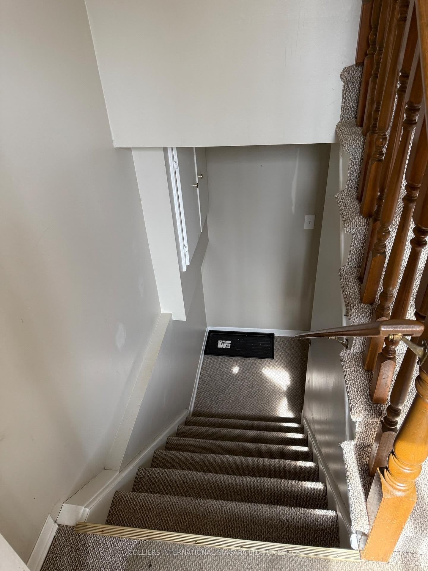 Semi-Detached at 7669 Trackview Street, Niagara Falls, ON - Photo 15 - RE/MAX Garden City Realty