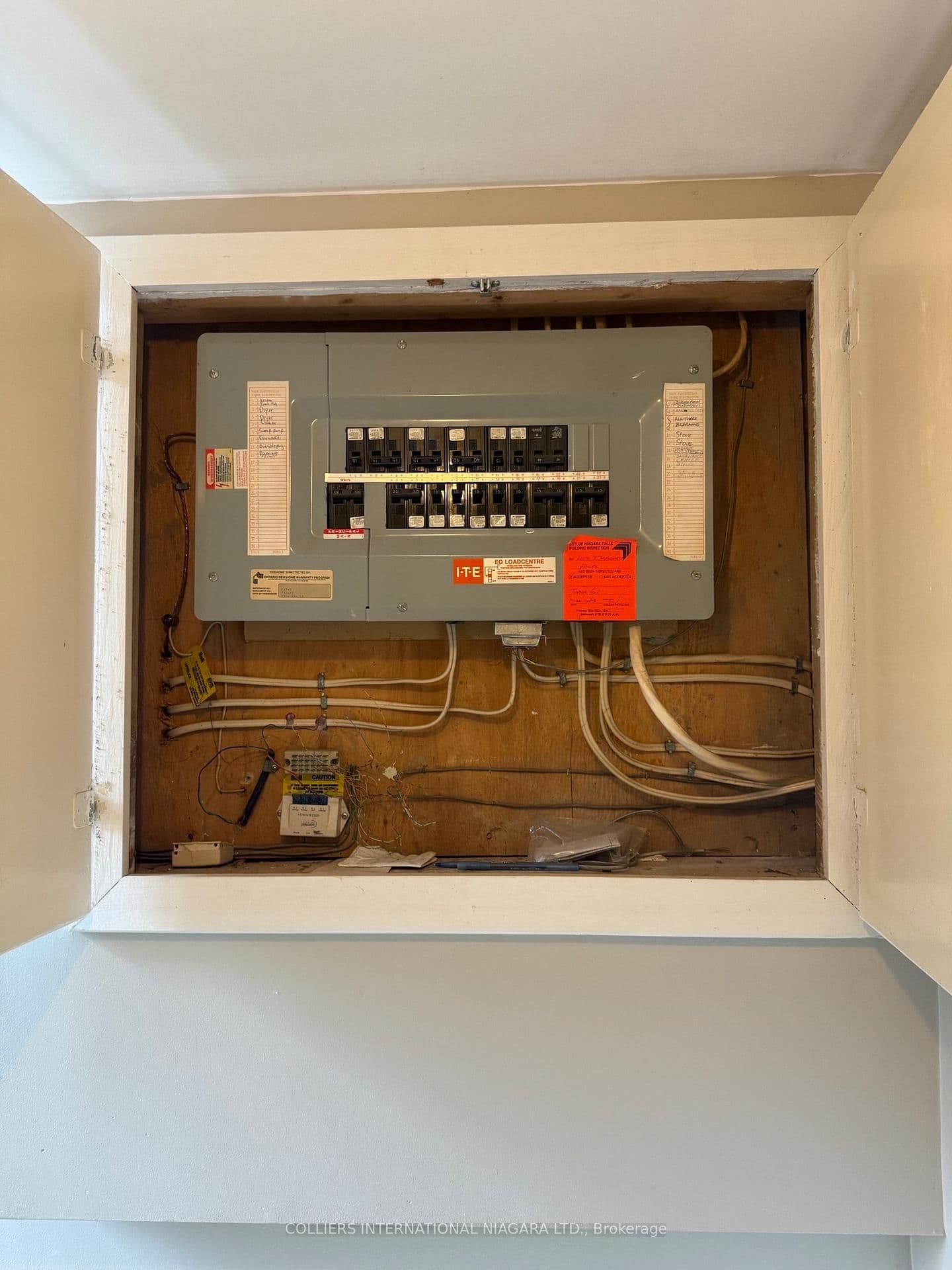 Semi-Detached at 7669 Trackview Street, Niagara Falls, ON - Photo 17 - RE/MAX Garden City Realty