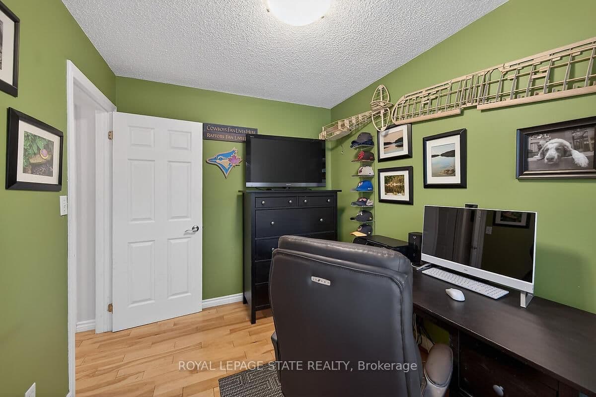 Detached at 33 Abraham Drive, St. Catharines, ON - Photo 23 - RE/MAX Garden City Realty