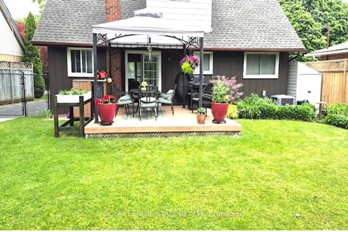 Detached at 33 Abraham Drive, St. Catharines, ON - Photo 47 - RE/MAX Garden City Realty