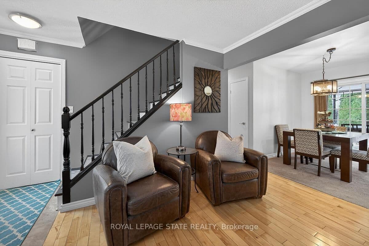 Detached at 33 Abraham Drive, St. Catharines, ON - Photo 6 - RE/MAX Garden City Realty