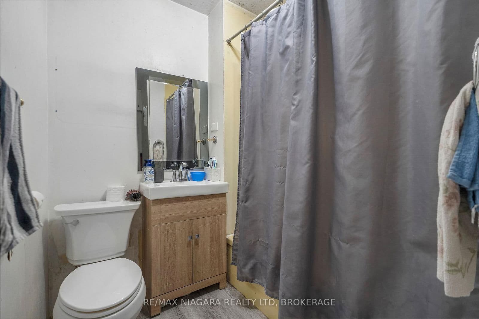 Detached at 71 Johnston Street, Port Colborne, ON - Photo 10 - RE/MAX Garden City Realty